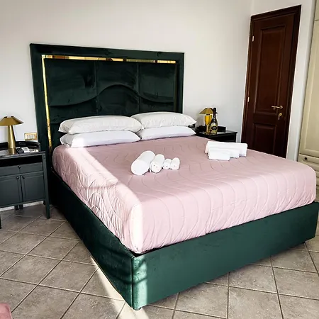 Bed & Breakfast La Fenice - Fiumicino Rome